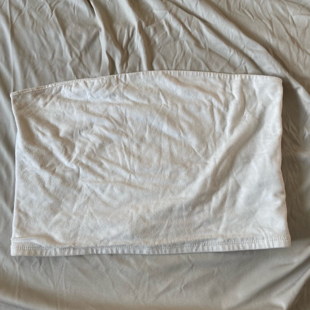 WHITE BANDEAU TOP CROPPED